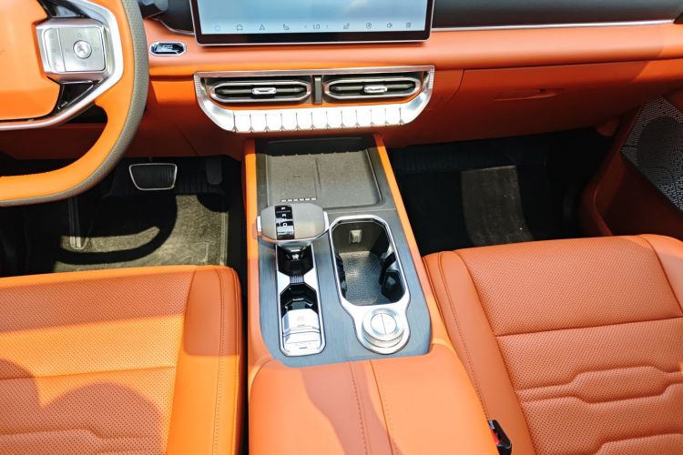 2025 #18 2025 car image #18