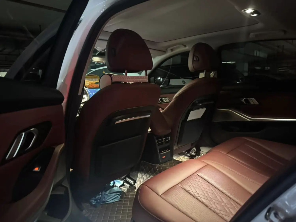 BMW 3 Series 2022 #2 BMW 3 Series 2022 car image #2