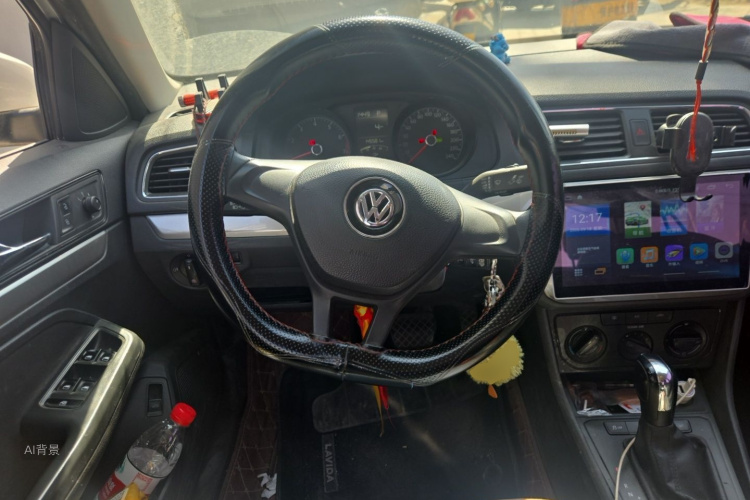 Volkswagen Lavida 2018 car image #12