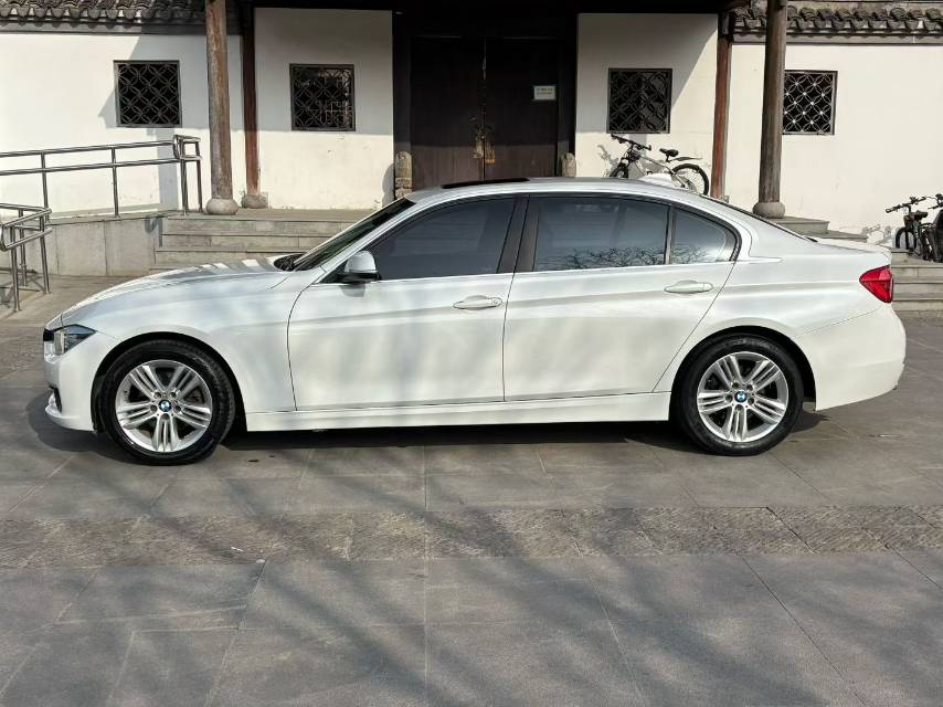 BMW 3 Series 2017 #4 BMW 3 Series 2017 car image #4