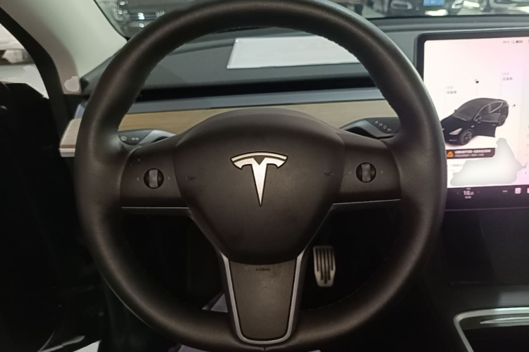 Tesla Model Y 2021 #11 Tesla Model Y 2021 car image #11