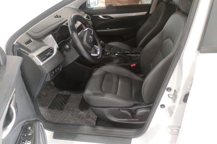 GEELY Emgrand 2020 car image #15