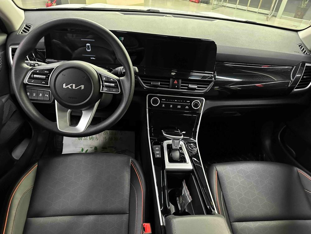 Kia Seltos 2026 #9 Kia Seltos 2026 car image #9