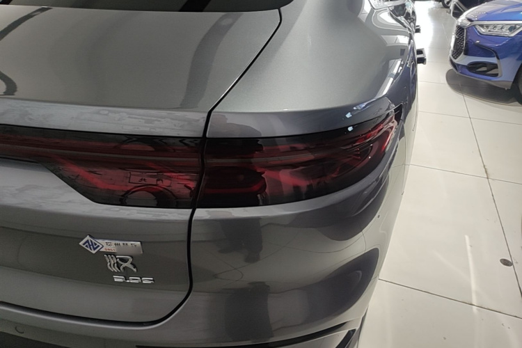 BYD Han 2022 #8 BYD Han 2022 car image #8