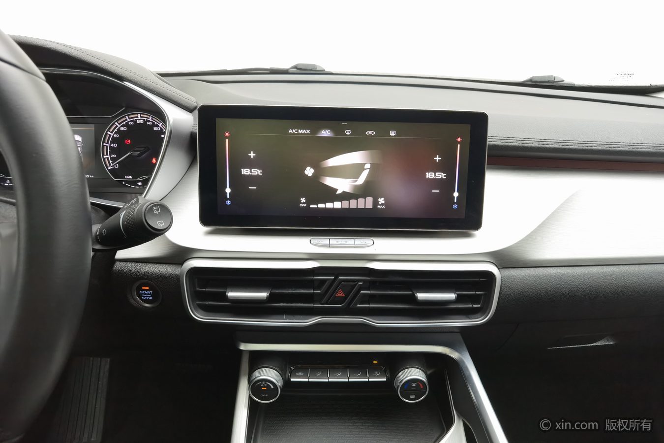 GEELY Coolray 2021 صورة سيارة #13