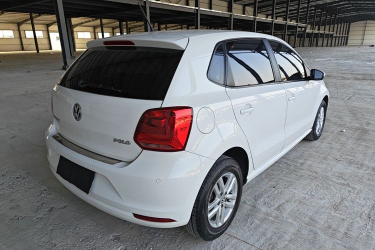 Volkswagen Polo 2018 car image #7