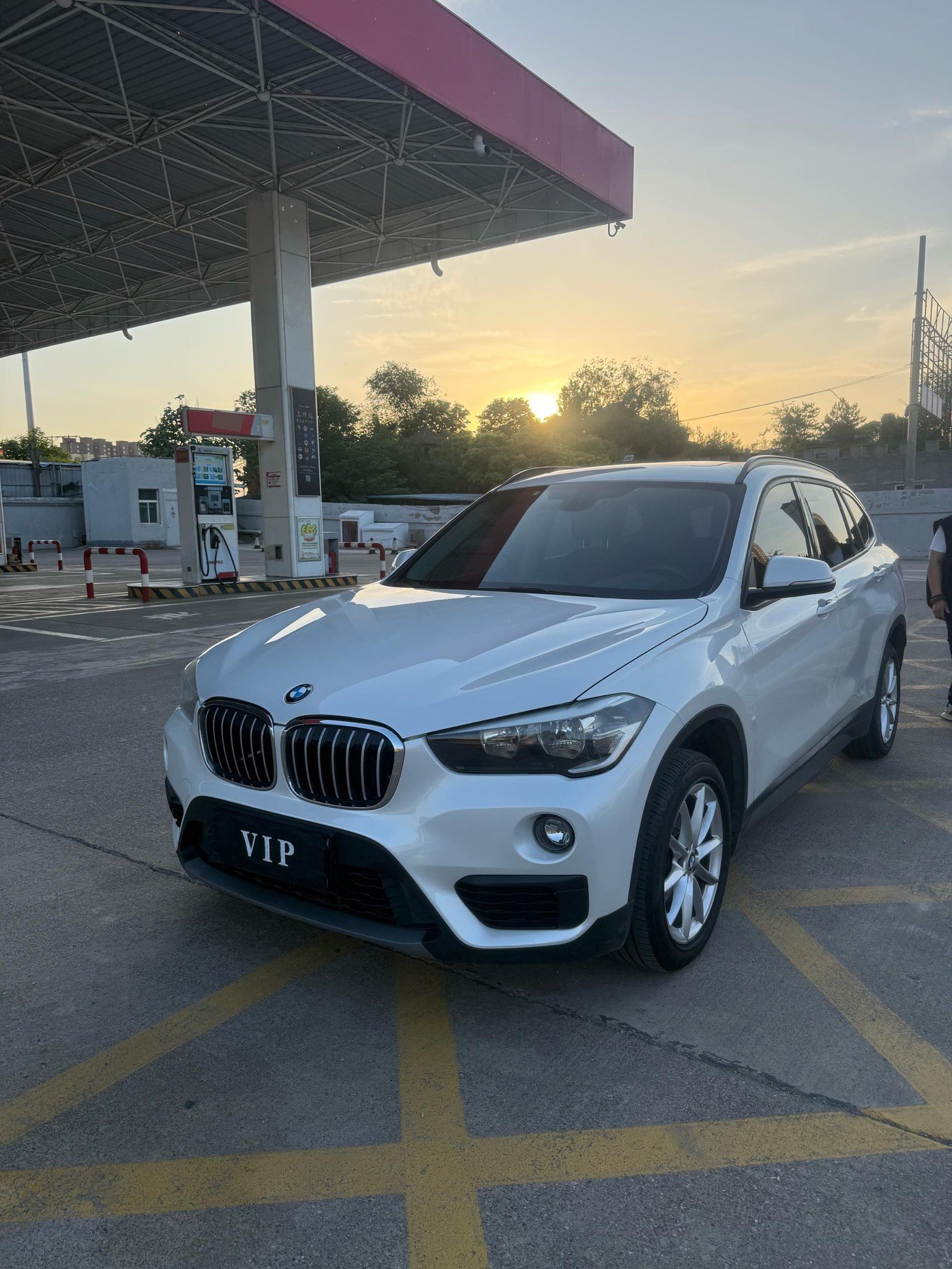 2016 2016 car image