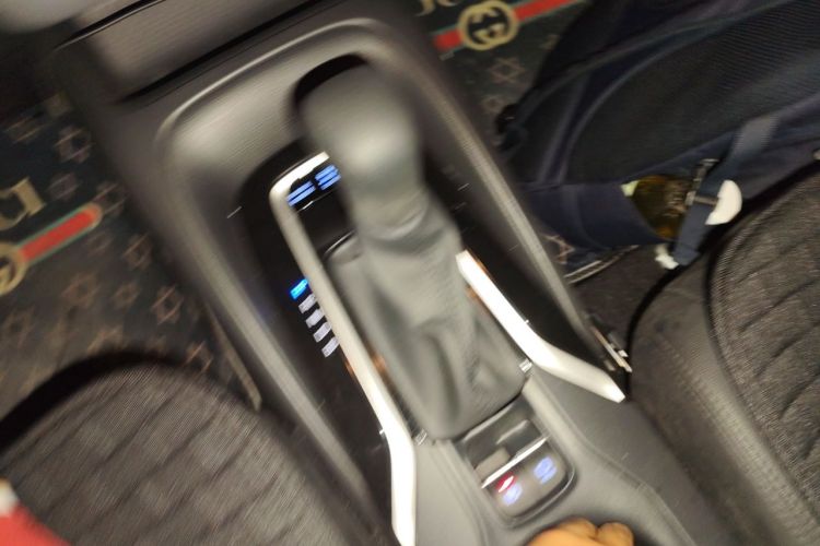 Toyota Corolla 2019 #14 Toyota Corolla 2019 car image #14