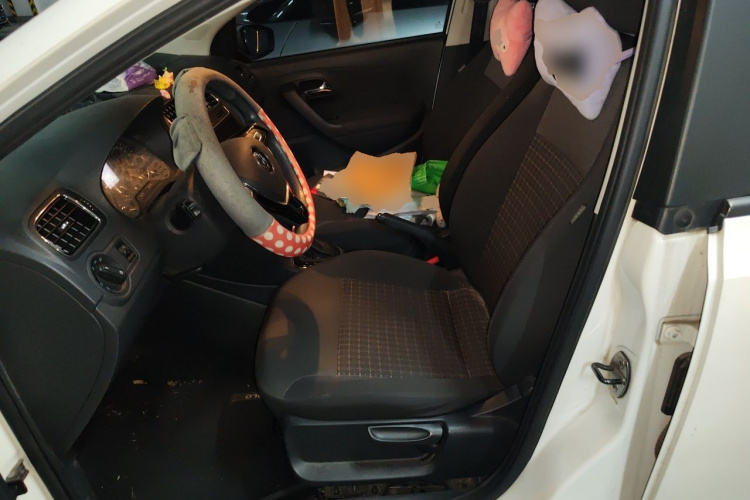 Volkswagen Polo 2017 #15 Volkswagen Polo 2017 car image #15