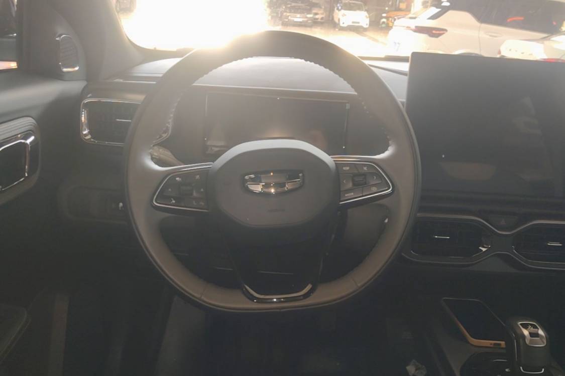 GEELY Cowboy 2024 car image #16