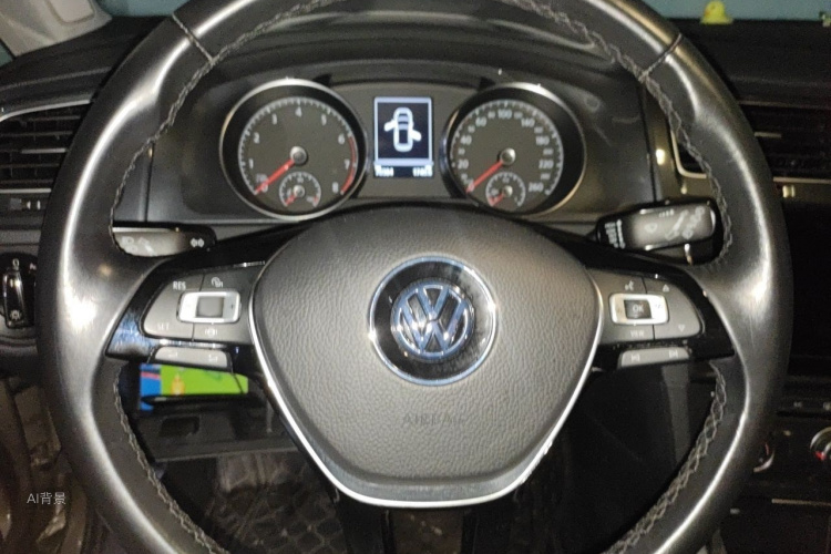 Volkswagen Golf 2020 car image #12
