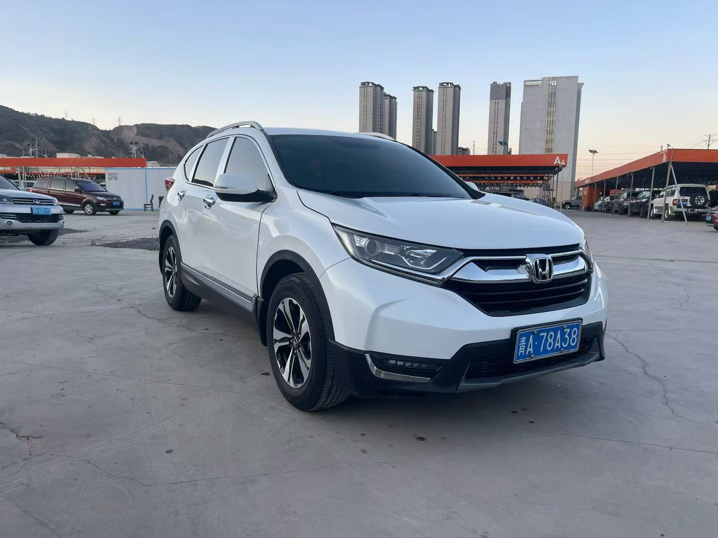 Honda CR-V 2018 #5 Honda CR-V 2018 car image #5