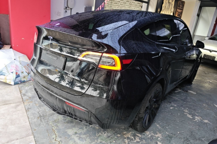 Tesla Model Y 2022 #7 Tesla Model Y 2022 car image #7