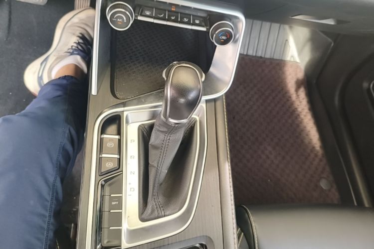 GEELY Binray 2022 #18 GEELY Binray 2022 car image #18