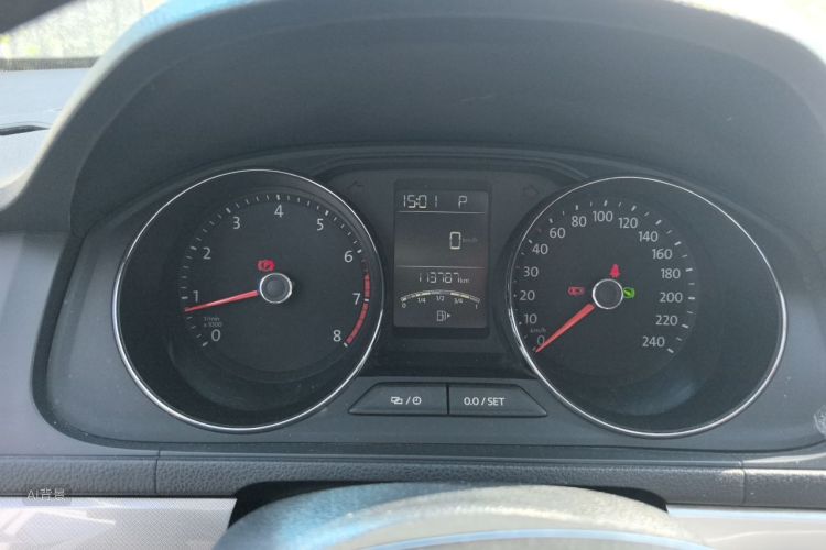 Volkswagen Lavida 2017 car image #13