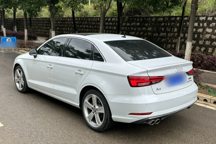 Audi A3 2020 immagine di auto #5