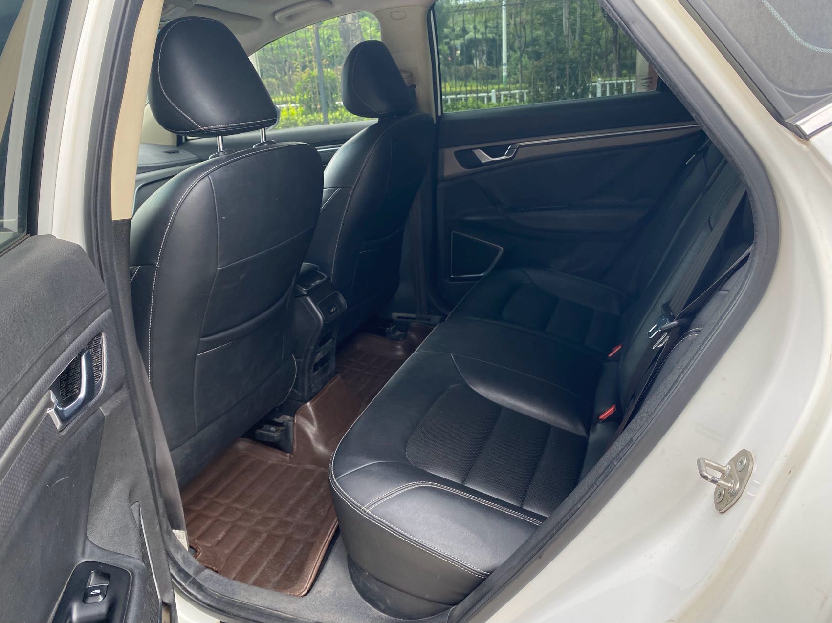 GEELY Emgrand GS 2016 car image #6