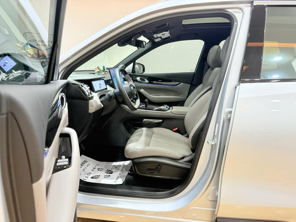 GEELY Boyue L 2025 imagen de coche #14