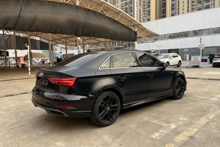 Audi A3 2019 imagem de carro #11