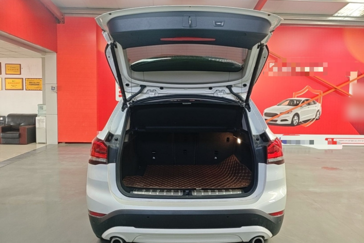 BMW X1 2021 #19 BMW X1 2021 immagine di auto #19