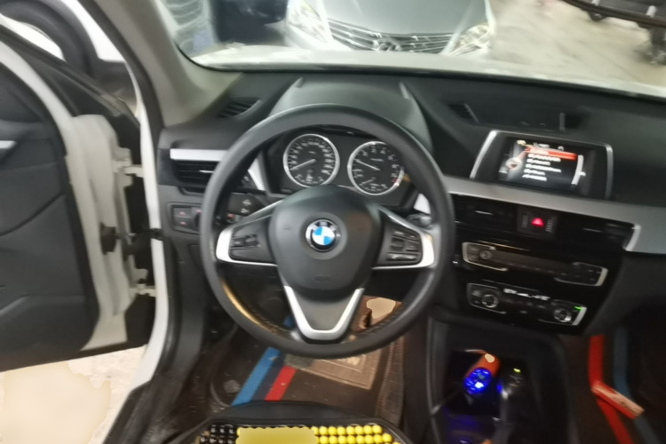 BMW X1 2016 immagine di auto #11