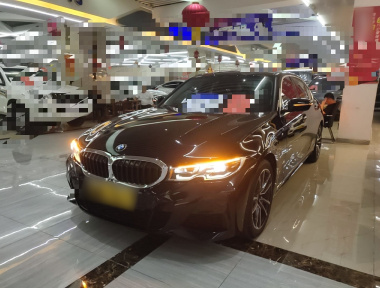 BMW 3 Series 2020 immagine di auto 