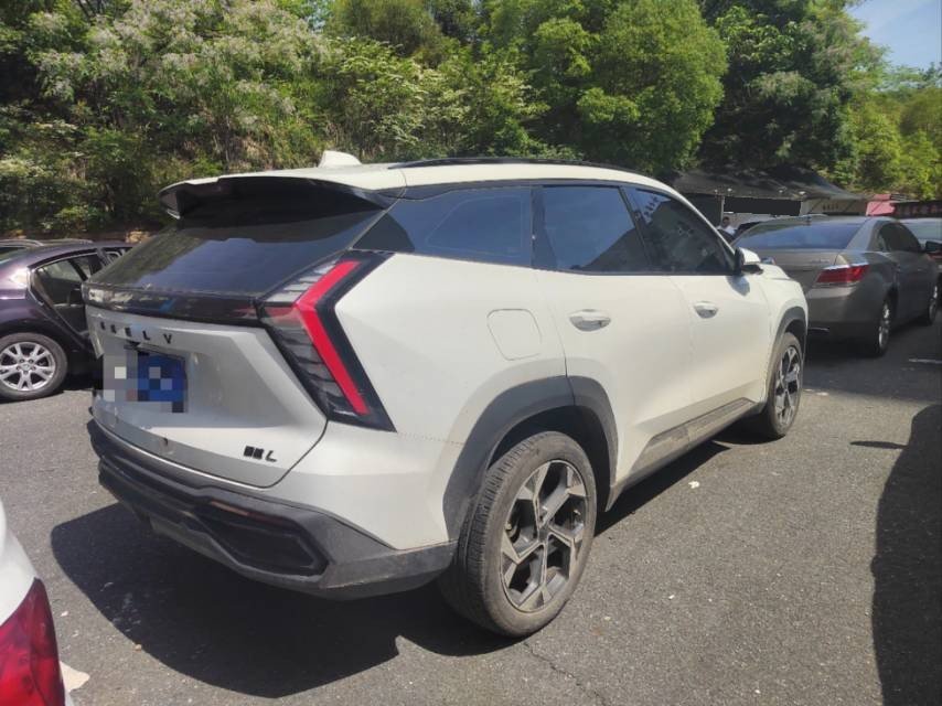GEELY Boyue L 2023 car image #4