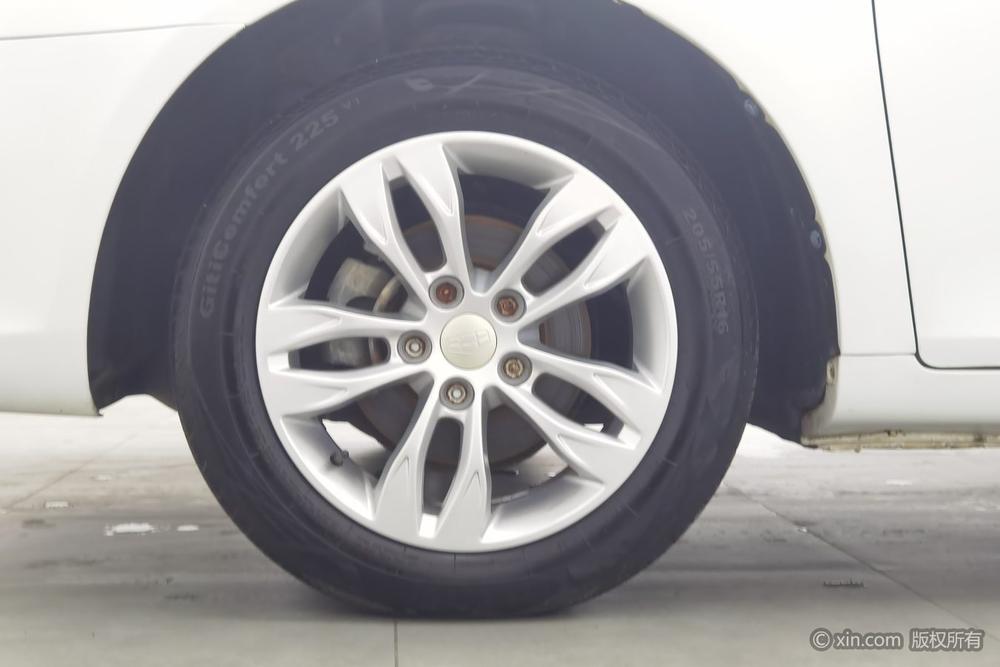 GEELY Emgrand 2015 #8 GEELY Emgrand 2015 car image #8
