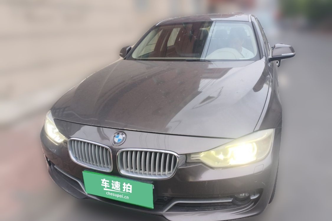 BMW 3 Series 2012 صورة سيارة #5