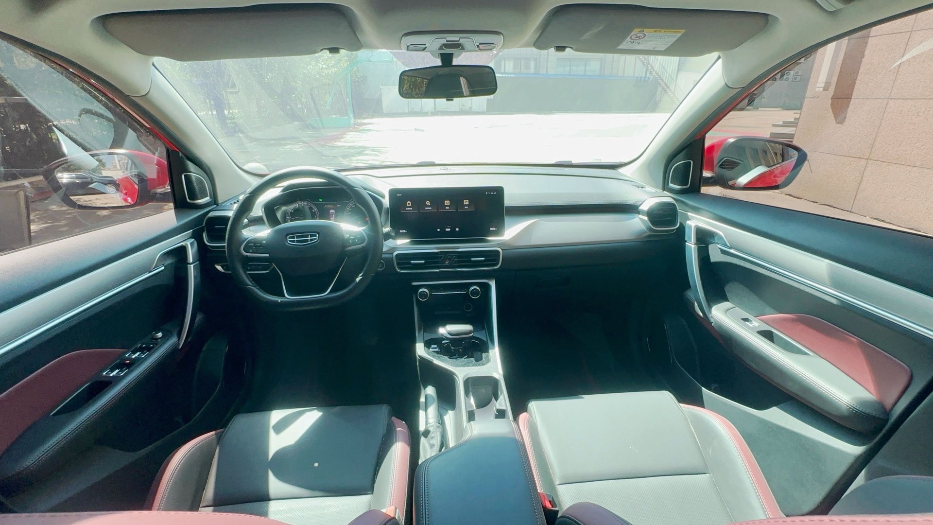 GEELY Coolray 2022 car image #6