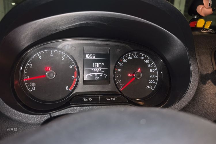 Volkswagen Polo 2017 car image #13