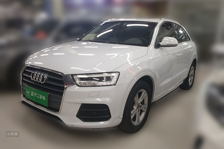 Audi Q3 2019 car image #2