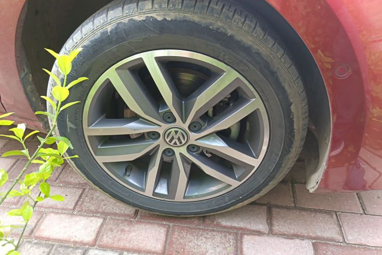 Volkswagen Golf 2017 imagem de carro #9