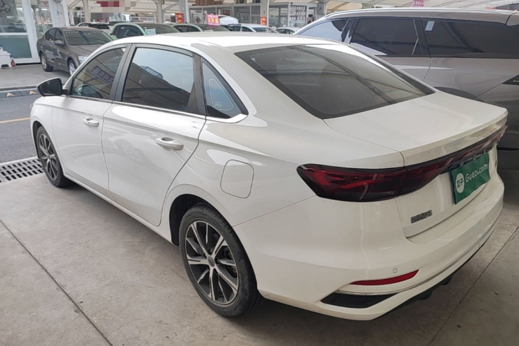 GEELY Emgrand 2022 car image #7