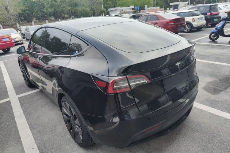Tesla Model Y 2021 #5 Tesla Model Y 2021 car image #5