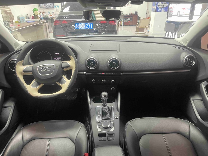 Audi A3 2016 car image #8
