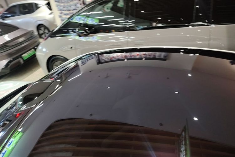 MI SU7 2025 car image #29