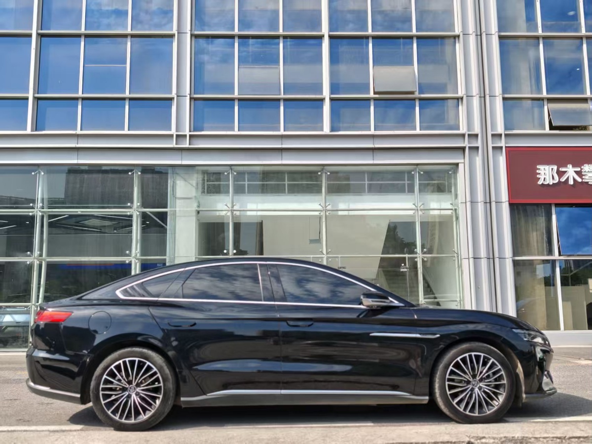BYD Han 2022 immagine di auto #14