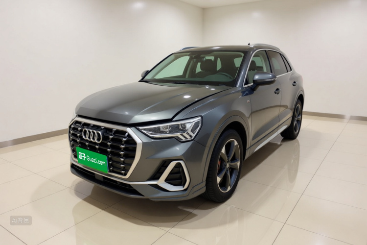 Audi Q3 2020 immagine di auto #2