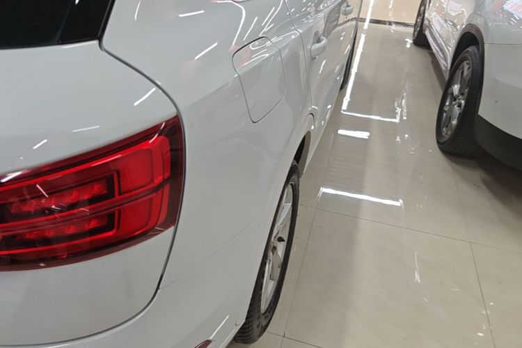 Audi Q3 2018 #8 Audi Q3 2018 изображение автомобиля #8