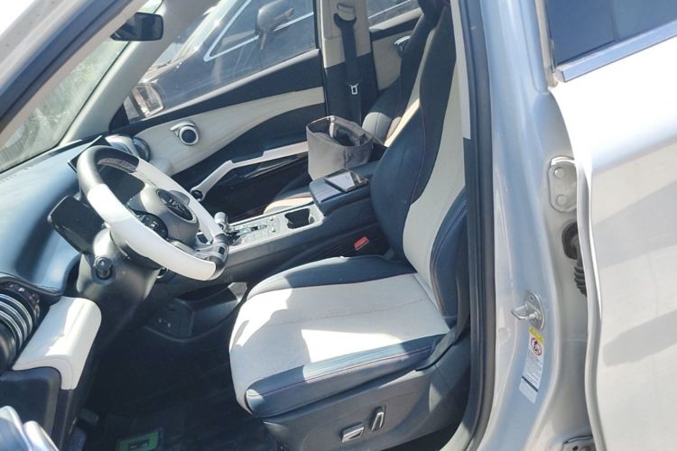 BYD Yuan Plus 2023 #19 BYD Yuan Plus 2023 car image #19