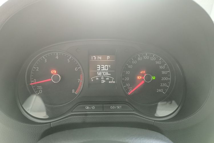 Volkswagen Polo 2016 #12 Volkswagen Polo 2016 car image #12