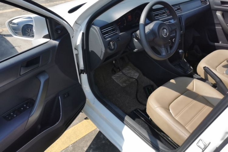 Volkswagen Santana 2016 صورة سيارة #16