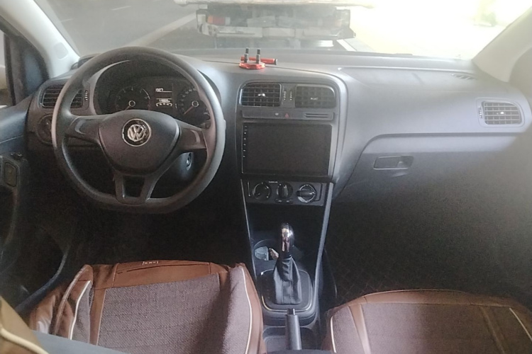 Volkswagen Polo 2017 #11 Volkswagen Polo 2017 car image #11