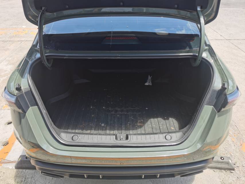 GEELY Binray 2022 image de voiture #11