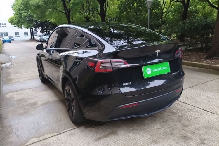 Tesla Model Y 2023 #7 Tesla Model Y 2023 car image #7