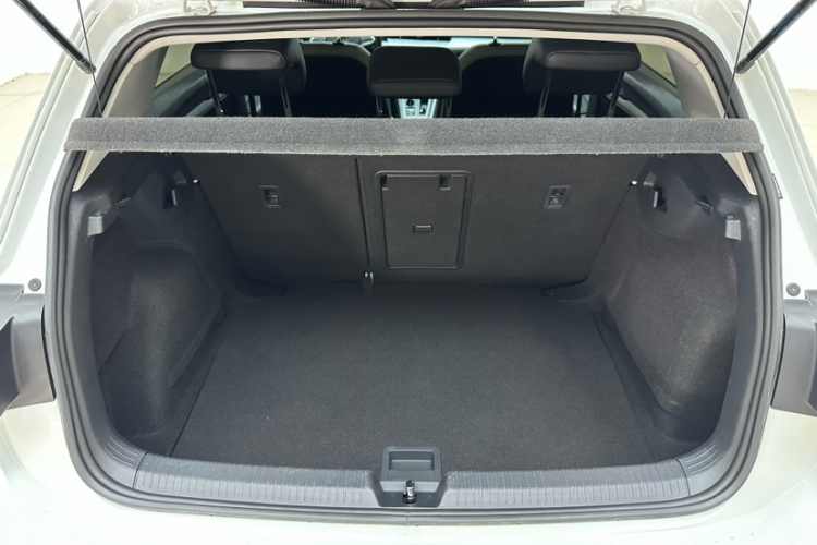 Volkswagen Golf 2021 car image #20