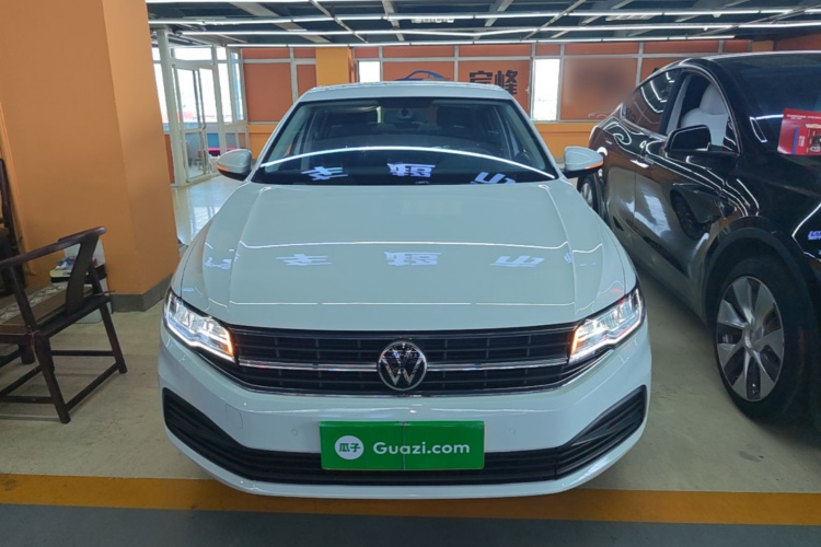 Volkswagen Bora 2022 car image #3