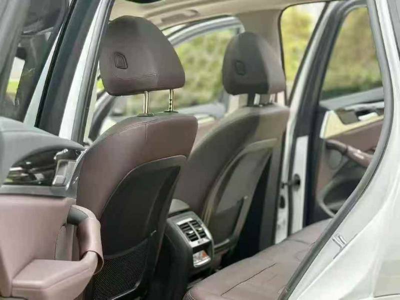 BMW X3 2018 car image #6