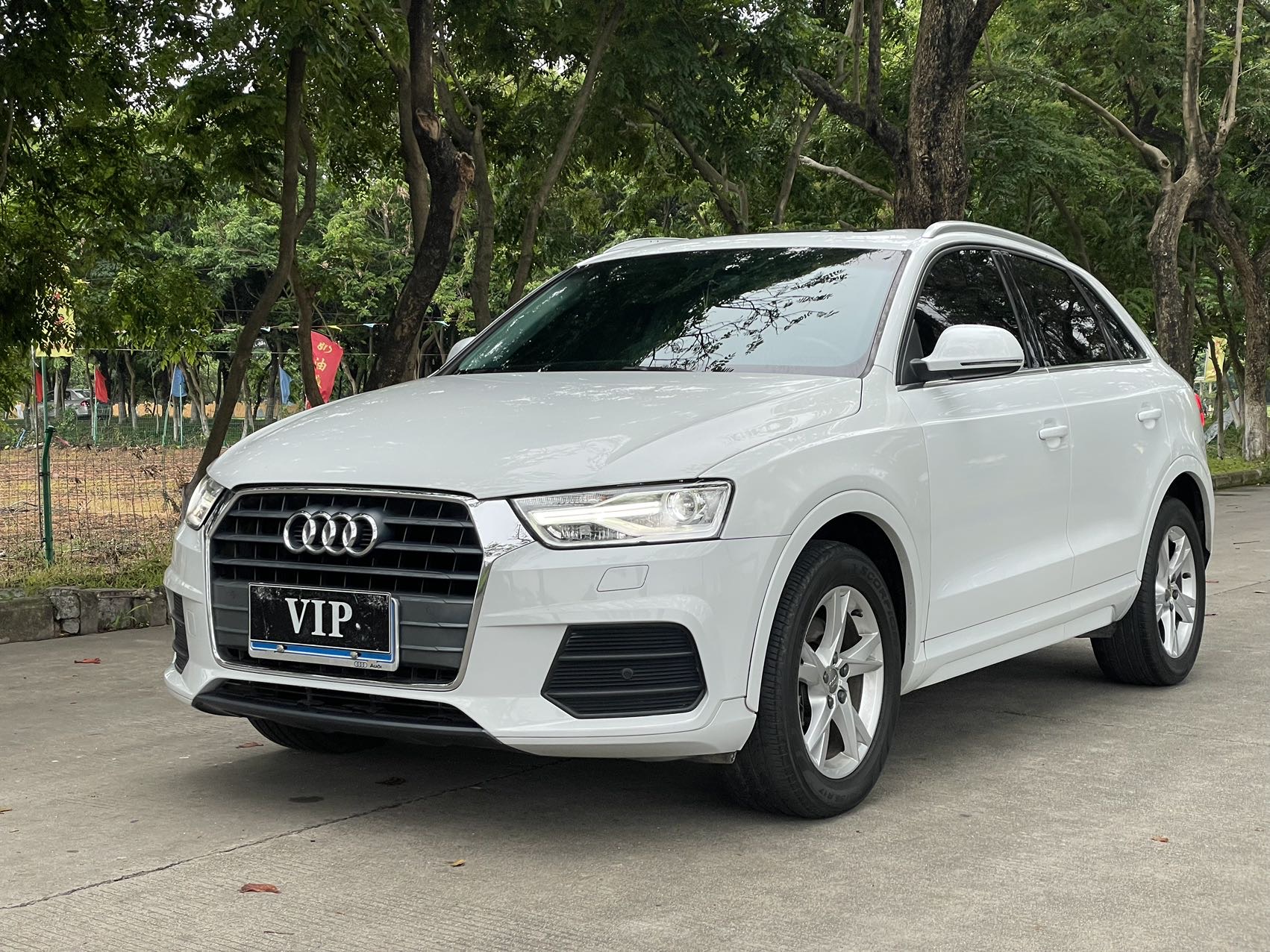 Audi Q3 2017 car image 